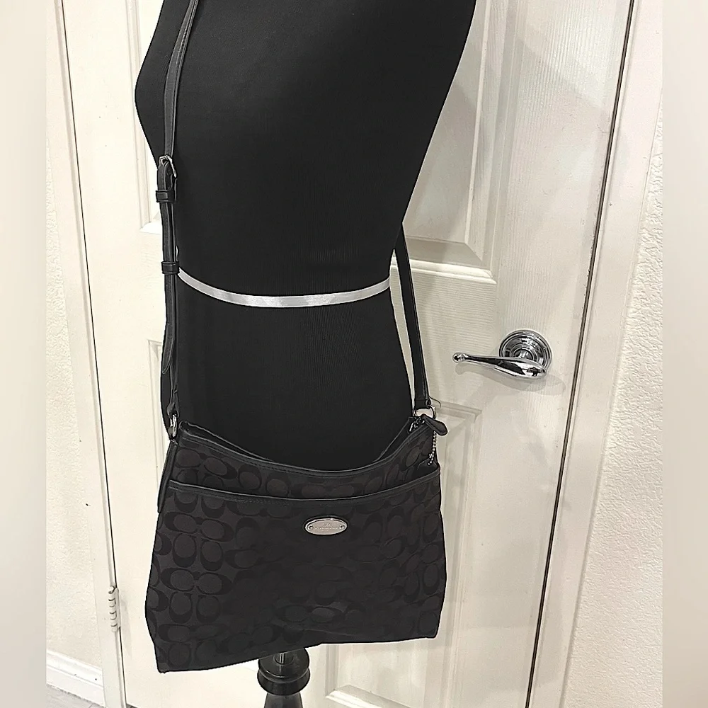 NEW Coach Black Signature Canvas and Leather File Crossbody Handbag - Picture 14 of 15